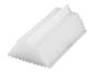 Une pile de bâtonnets de colle blanche pour un pistolet à colle chaude.
