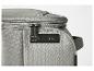 Gros plan d'une valise Esmara gris clair avec une serrure à combinaison TSA.