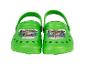 Des tongs Minecraft vertes avec le logo Minecraft.