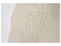 Tissu beige texturé pour vêtement.