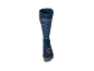 Chaussette de sport bleu foncé et grise avec rayures bleues et détails de texte.