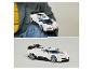Voiture de sport blanche LEGO Speed Champions Bugatti Centodieci sous deux angles différents.