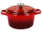 Cocotte en fonte rouge avec couvercle et bouton argenté
