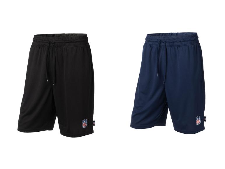 Deux paires de shorts de sport NFL, un noir et un bleu marine.