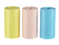 Trois rouleaux de papier de couleur jaune, rose et bleu.