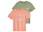 Deux t-shirts avec un motif de papillon.
