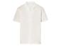 Chemise blanche à manches courtes, style décontracté.