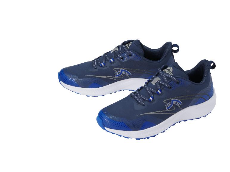 Une paire de chaussures de sport bleues avec des lacets blancs et bleus.