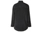 Une chemise noire à manches longues.