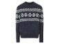 Un pull bleu marine avec un motif de Noël blanc