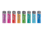 Huit piles AA rechargeables de 2500 mAh dans diverses couleurs vives.