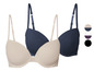 Deux soutiens-gorge, un beige et un bleu foncé.