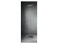 Un lampadaire en métal avec deux lumières.