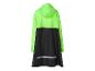 Un imperméable vert vif et noir à capuche.