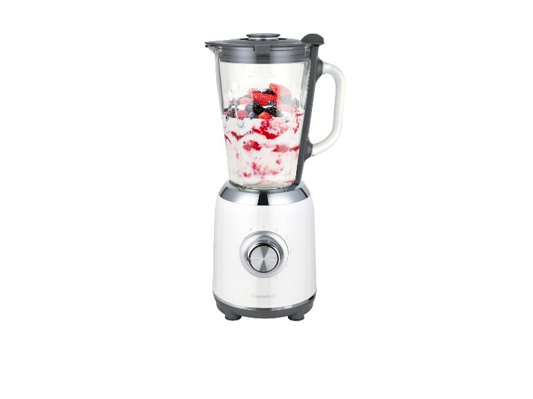 Blender SilverCrest avec des fruits dans le bol.