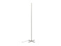 Un lampadaire moderne avec un long piètement en métal fin.