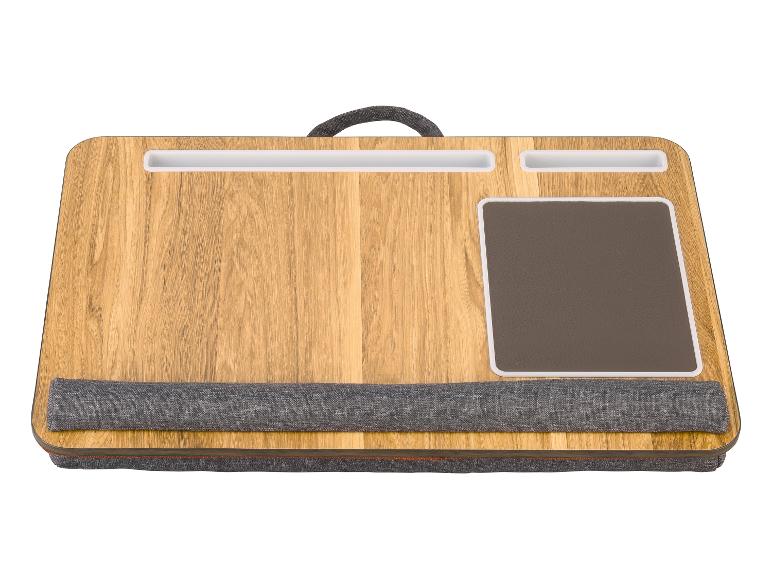Plateau pour ordinateur portable en bois avec coussin gris et poignée.