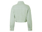 Une veste en jean vert clair à manches longues