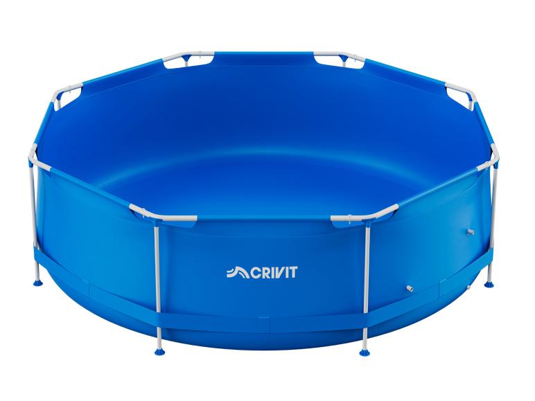 Piscine hors-sol octogonale bleue avec cadre métallique.