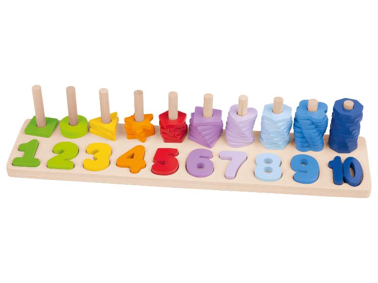 Jeu d'empilage en bois : chiffres et formes colorées.