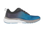 Chaussures de course bleues et noires avec une semelle blanche.