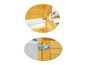 Coffret de rangement en bois avec charnières et fermeture.