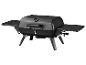Petit barbecue portable à gaz avec tablettes latérales.