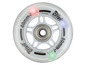 Une roue Crivit blanche avec des lumières LED pour patins à roulettes.