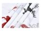 Couverture polaire blanche avec motifs rouges et gris.