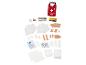 Trousse de premiers secours rouge avec divers articles médicaux étalés, dont des bandages, des gants et des ciseaux.