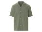 Chemise à manches courtes vert olive à col cubain.