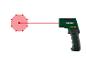 Un thermomètre laser Parkside vert avec un faisceau laser rouge.