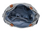 Un sac à langer gris ouvert avec plusieurs compartiments.