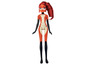 Une poupée Ladybug dans un costume orange et noir.