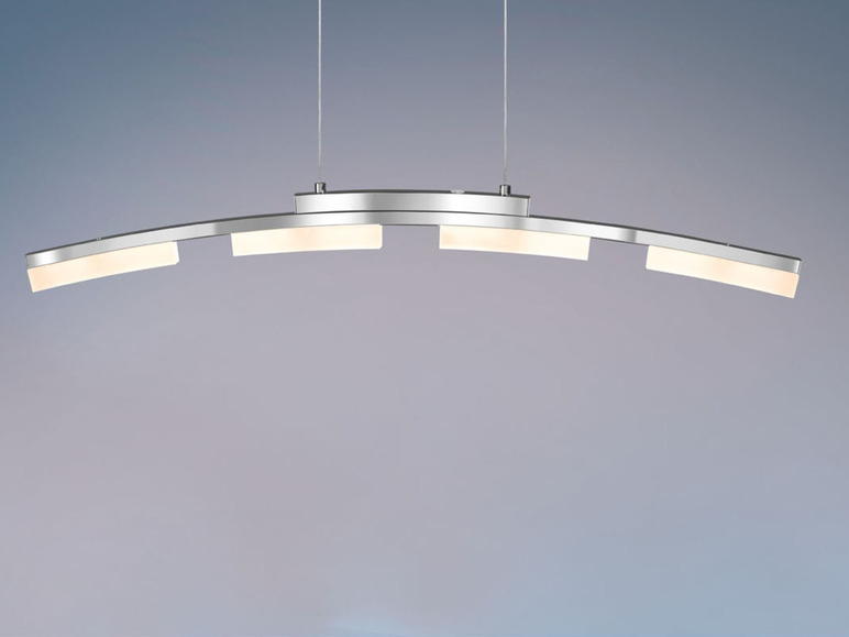 Luminaire suspendu moderne au design incurvé avec quatre lumières.