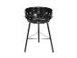 Barbecue à charbon noir sur trois pieds avec grille.
