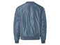 Une veste bomber bleue avec une fermeture éclair.