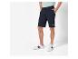 Shorts et baskets pour homme, style vintage.