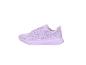 Chaussures de sport monochromes violettes avec lacets et semelle épaisse.