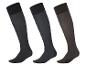Trois paires de chaussettes montantes noires, gris foncé et marron, avec talons renforcés.