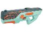 Pistolet à eau jouet turquoise et orange avec un motif de circuit imprimé.