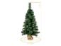 Sapin de Noël artificiel en pot de jute, d'une hauteur d'environ 90 cm.
