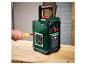 Une radio verte Parkside avec un tournevis.