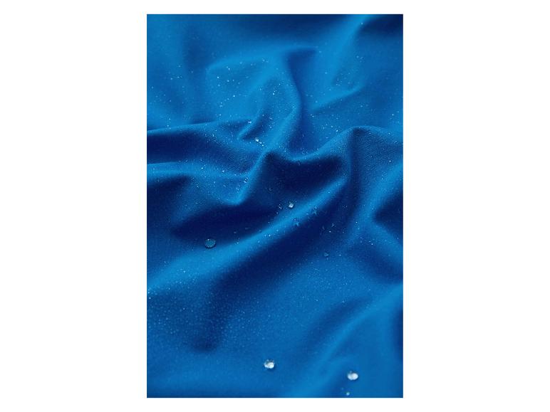 Tissu bleu imperméable avec des gouttelettes d'eau