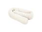 Coussin d'allaitement beige en forme de U avec texture pointillée