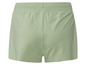 Short vert clair pour femme.