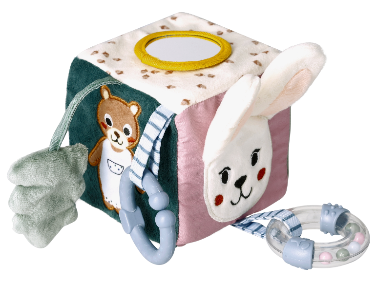 Jouet bébé : cube en tissu avec un lapin et un ours.