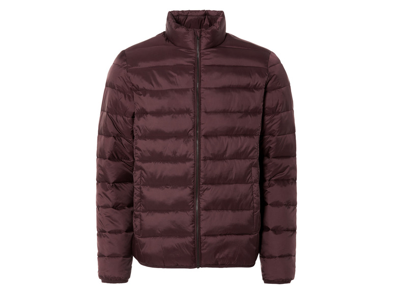 Une doudoune bordeaux à fermeture éclair.