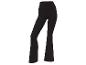 Pantalon noir évasé à taille haute.