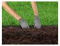 Plantation de jardin : terreau et bordure de jardin.
